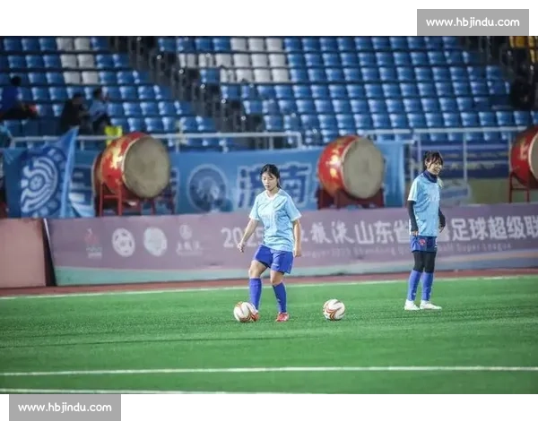 双冠加冕！历城二中包揽省长杯男女足冠军