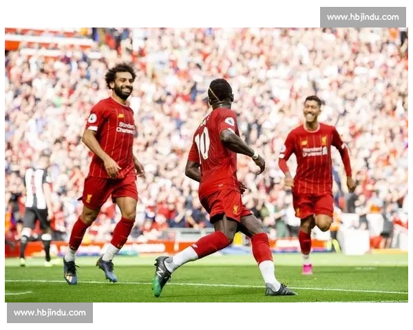 英超华裔叩门国青遭冷遇：明月照沟渠的归化困局