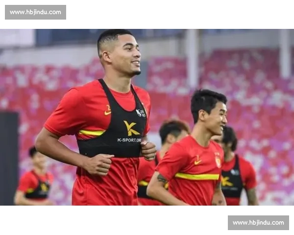 费尔南德斯头球破僵！西汉姆生涯首球终到来