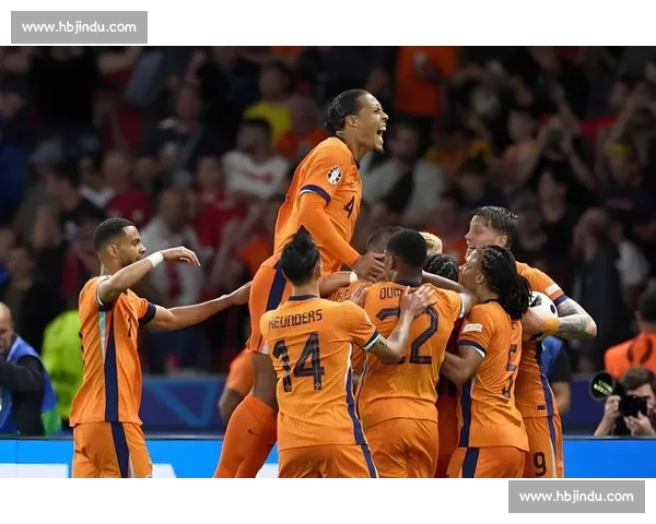 德佩梅开二度破纪录 荷兰 3-2 险胜立陶宛领跑世预赛